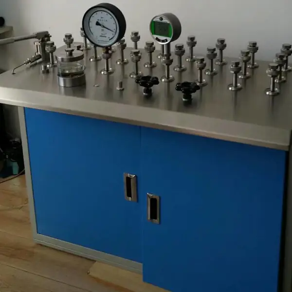 半自动压力校验器18输出口0~20~60MPa传感器检定台赛斯顿
