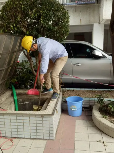 华侨城水池清洗|二次供水消毒|水质检测