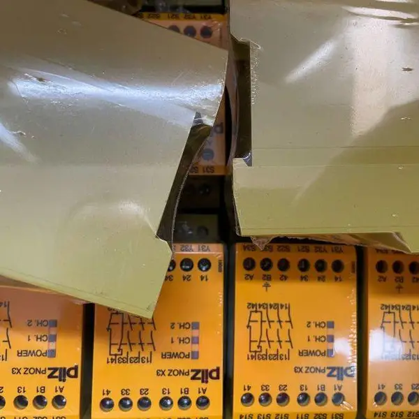 pilz����ʽ ��ȫ�̵��� 750102 PNOZ s2 24VDC 3 n/o 1 n/c
