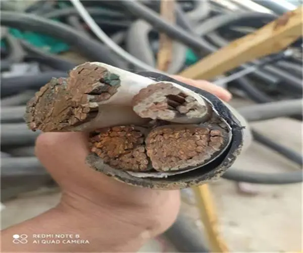 ���ݵ��ߵ��»��� ���ֵ����߻��� վ