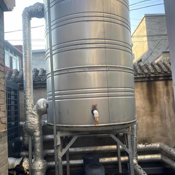 北京养殖小区空气源热泵供冷系统设计方案
