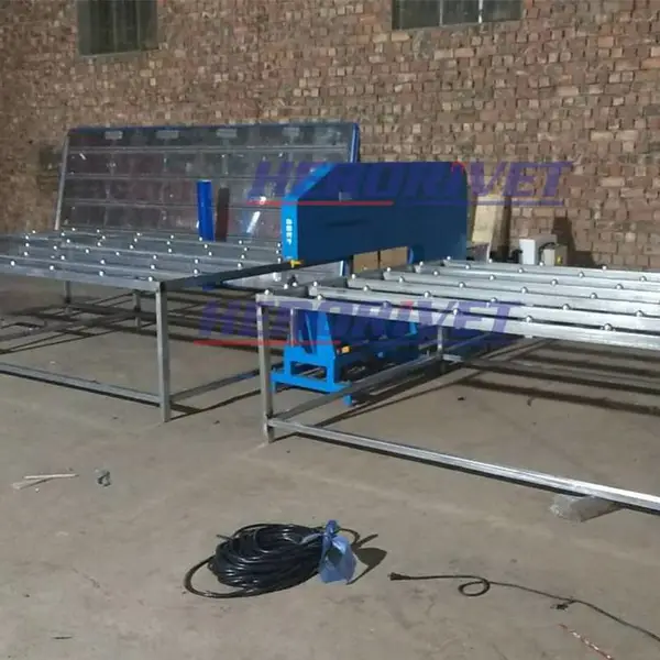 ����˽�ͨ��־����í��������ͨ��ʶ���Զ�í����