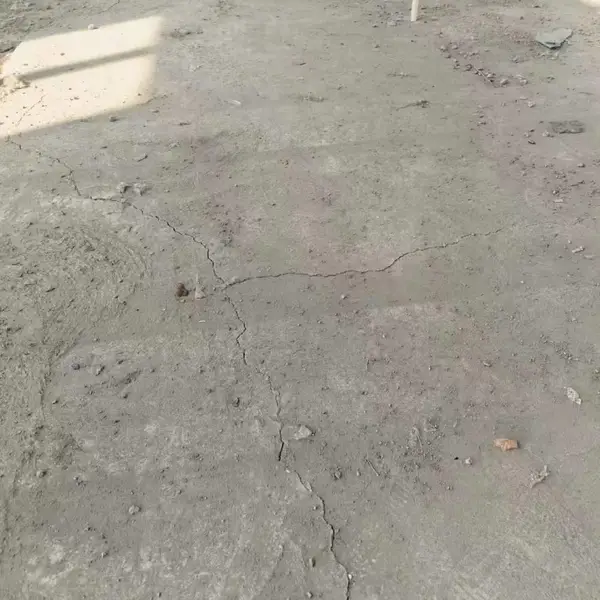 从 化仓库地面起灰处理-车间地板处理-固化剂地坪