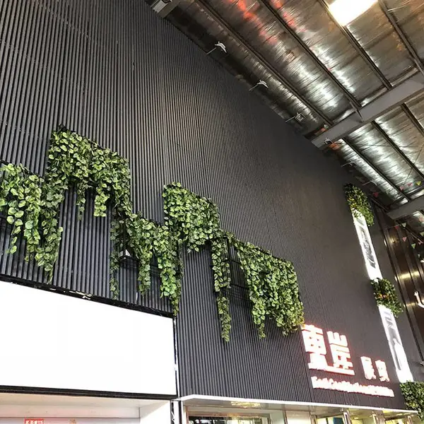 东莞服装批发城定制外墙铝方通 50X150型材铝格栅厂家