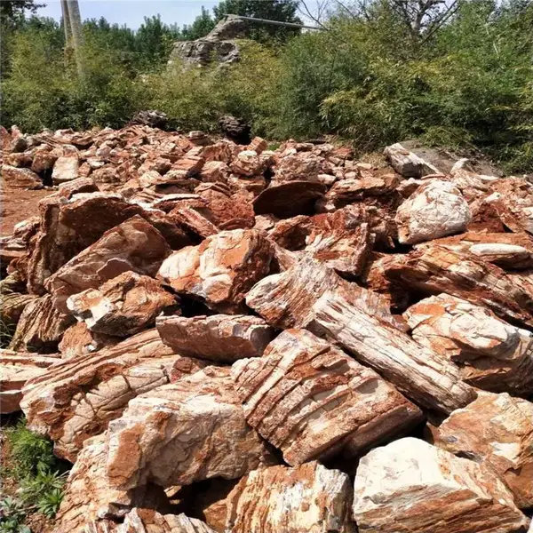供应红色千层石 园林风景石 千层假山石
