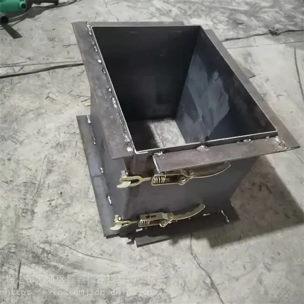 屋顶光伏水泥配重墩模具 鑫鑫混凝土光伏墩模具 基础墩钢模板
