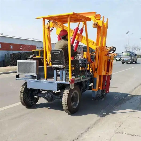 高速公路防护栏打桩机 利亨DZJ-1装载式打拔钻设备 一机多用