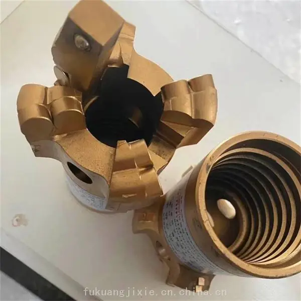 富矿供应 三翼煤科院 金刚石复合片 抗形变能力强 Φ120mm罗克钻头