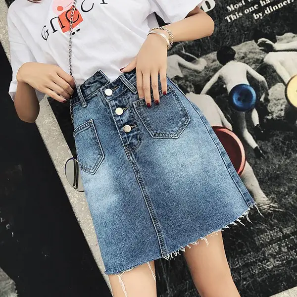 广州服装地摊货1一5元批发淘宝***女式牛仔裤2-5元服装批发是真的吗