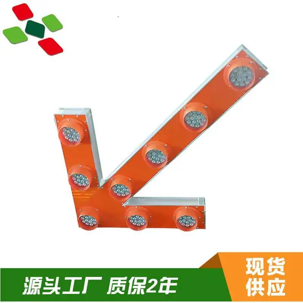 西宁市太阳能红绿灯太阳能道钉案例