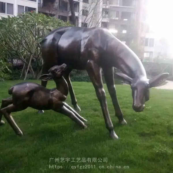 ����ʻ�¹���ﲣ���ֵ��ܲʻ澰��԰��С��÷��¹װ�ΰڼ�