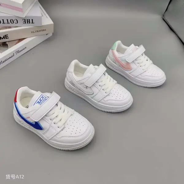 浙江温州G.DUCK小黄鸭品牌超纤皮低帮魔术贴学生小白鞋批发