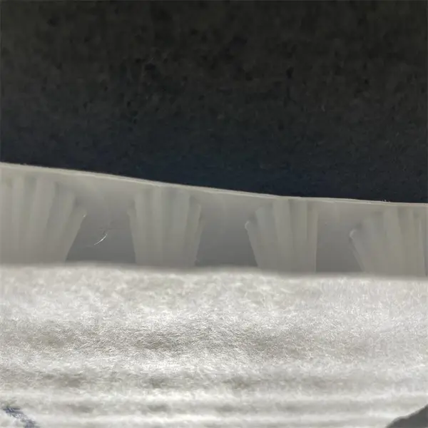 零坡度虹吸排水板 PED高分子防护异型片 配合粘霸复合使用