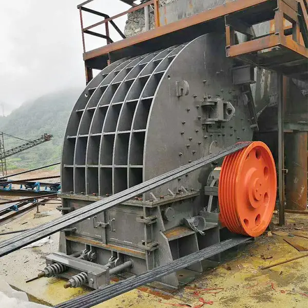 石灰岩石子制砂机 石头锤式破碎机 重型锤式破碎机