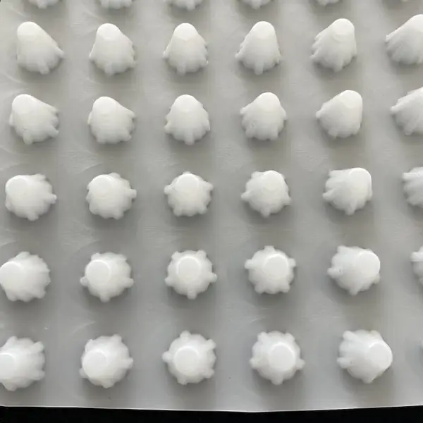 塑料薄膜隔离层 凸壳型排水板 阻燃PVC夹层板 海绵城市立体绿化 专业生产商