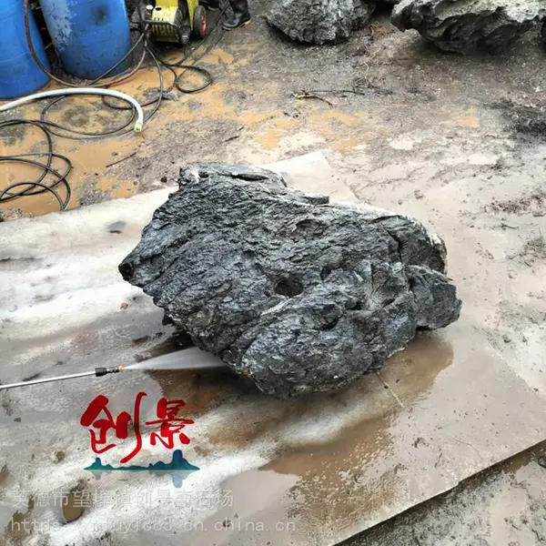 大型假山制作英德石-英德石大英石原石-草坪点缀常用英石叠石