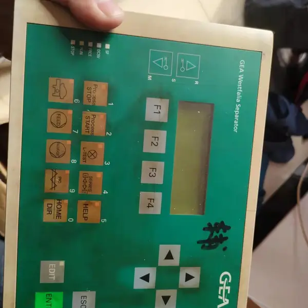 维修分油机控制器6ES7613-1SB00-0AC0没显示