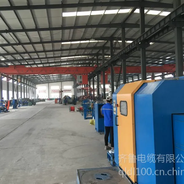 3.6/6KV�����¾�¼��ϩ��Ե����YJLV22-1KV 3*400+1*240ͭо��������³����