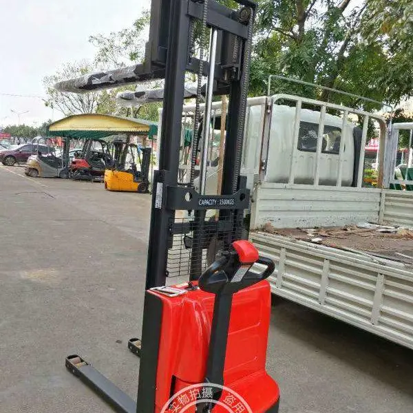 维修 叉车 电动堆高车 搬运车等物流搬运车设备