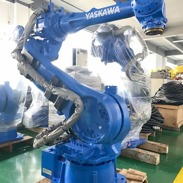 二手安川码垛机器人MH50,负载50KG,搬运,码垛,取件机器人