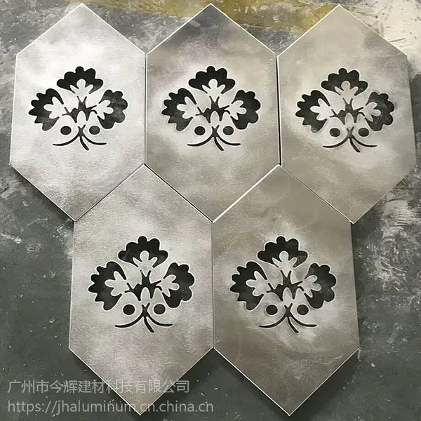 氟碳漆 广东镂空雕花板 网红 装饰外墙铝单板2.5mm 铝板材铝合金 定制厂家 今.美斯顿