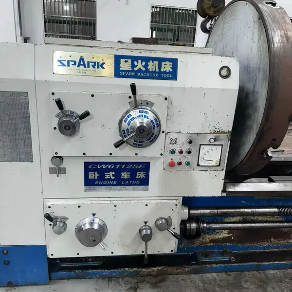 转让二手星火CW61125Ex3米卧式车床导轨宽度750