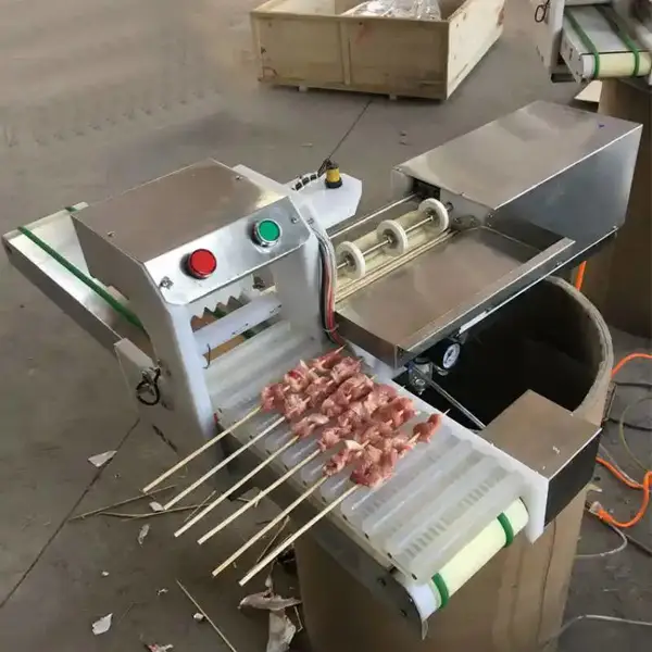 商用全自动电动烧烤羊肉串穿串机器设备 小型台式穿串机