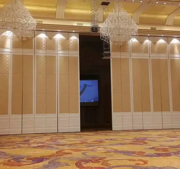 深圳龙华办公推拉门活动隔断可隔音墙设计安装