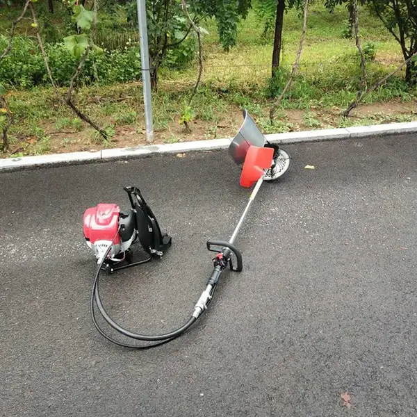 果园二冲程四冲程背负锄草机 便携式汽油松土除草机 乐丰牌