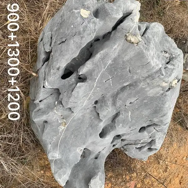 广东太湖石假山堆叠石/泰山石假山鱼池驳岸石/太湖石的景观设计