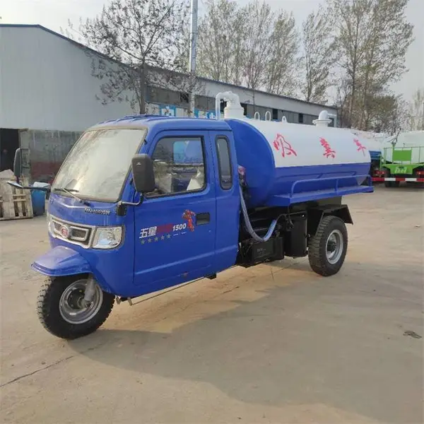 五征三轮吸粪车 小型3吨化粪池吸污车 大型养殖场抽粪车 时风三轮车
