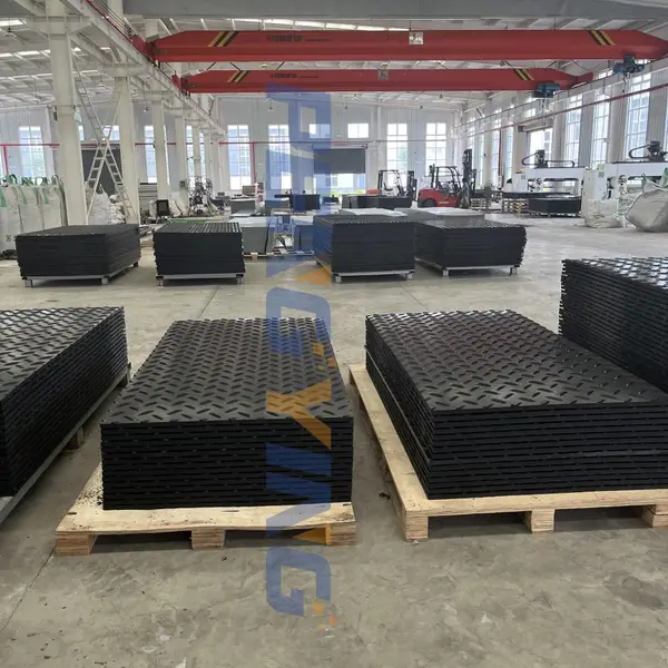 高分子聚乙烯铺路垫板建筑工程临时路面 耐低温耐腐蚀抗压环保