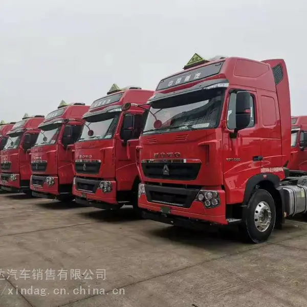 豪沃t7铝合金油罐运输半挂牵引车 豪沃T7牵引+铝合金罐体 介质柴汽油