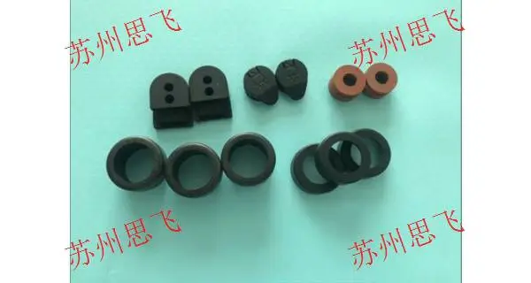 苏州发泡地面减震垫订做 苏州思飞硅橡胶制品供应