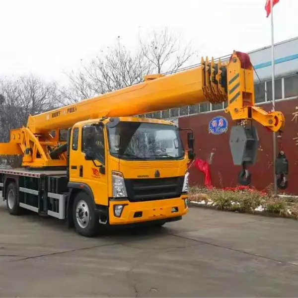 工地施工小吊车 高空作业伸缩臂车 国六12吨 起重机