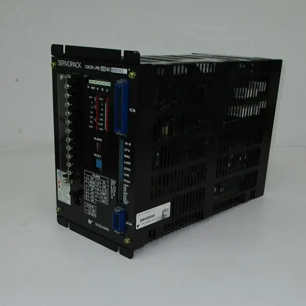 Yaskawa CACR-PR03BC3ESY62伺服驱动器 智能控制器 卡件模块