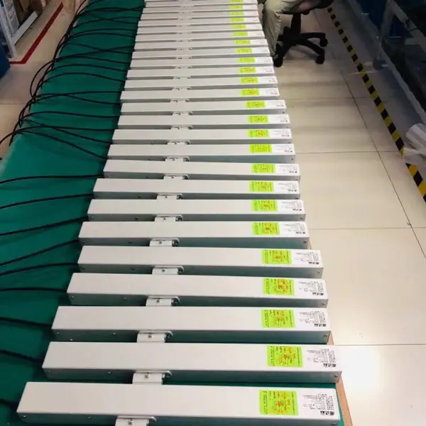 电动排烟窗电动开窗器智能自动闭窗消防控制天窗链条式开窗机排烟窗推拉窗户