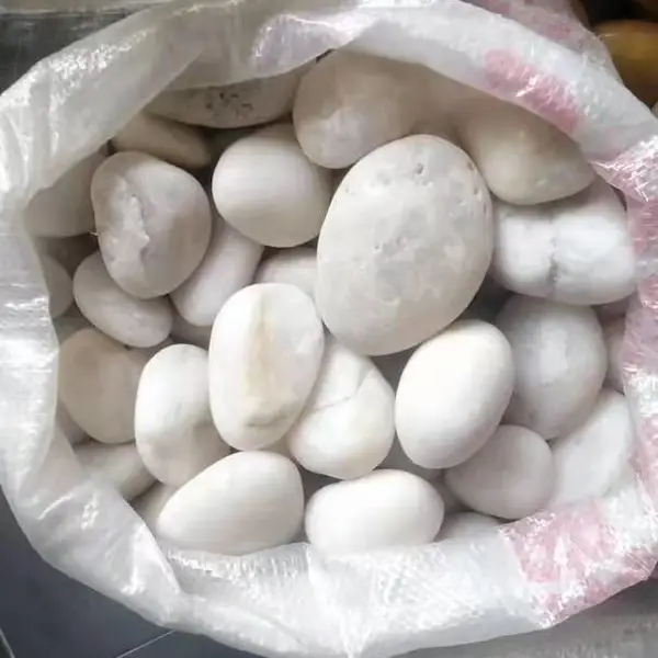 西安市白色抛光鹅卵石黑色鹅卵石雨花石灰色洗米石粘胶石厂家直销批发价格