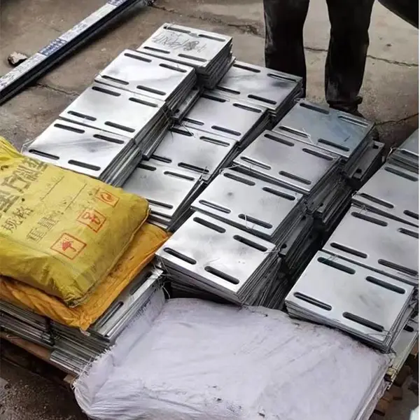镀锌预埋板出售 高铁建筑建材 各种异型幕墙配件 Q195