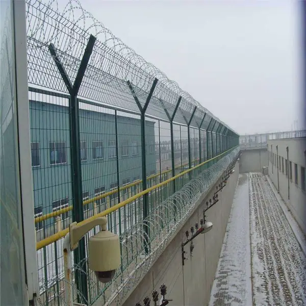 西南地区昆明可氏护栏网生产厂家监狱护栏铁路隔离网