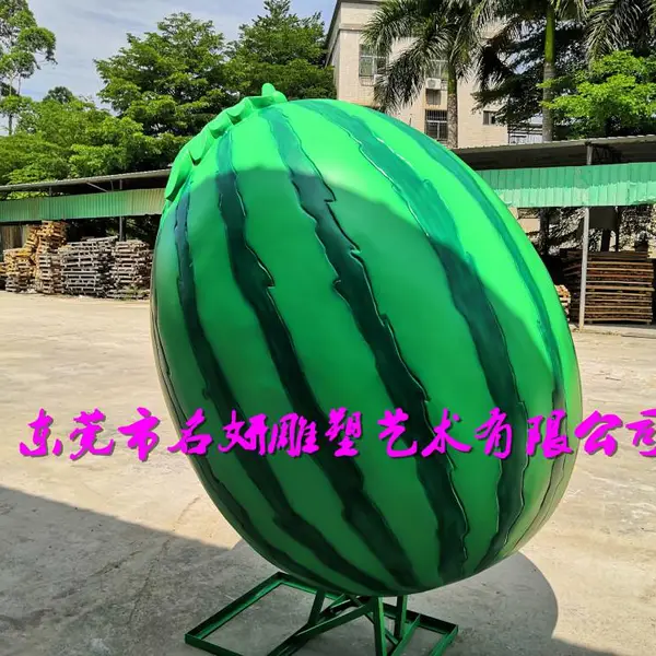 瓜乡振兴幸福为主题玻璃钢西瓜造型雕塑农业文化产业发展的新引擎