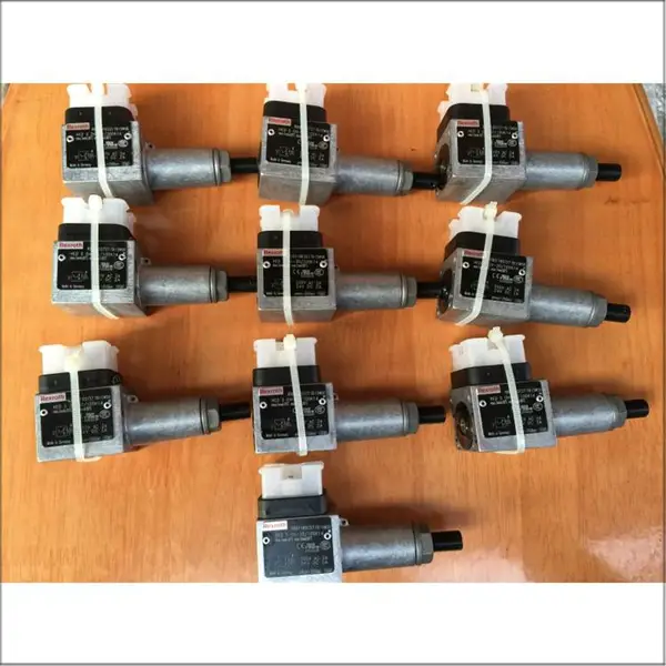 力士乐压力继电器全新原装正品HED50H-30 100K14