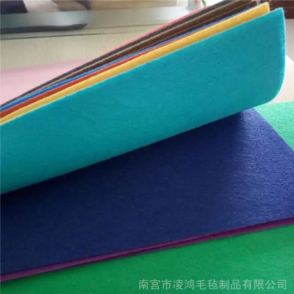 彩色羊毛毡 彩色毛毡 化纤毛毡 化纤棉 毛毡制品定制批发