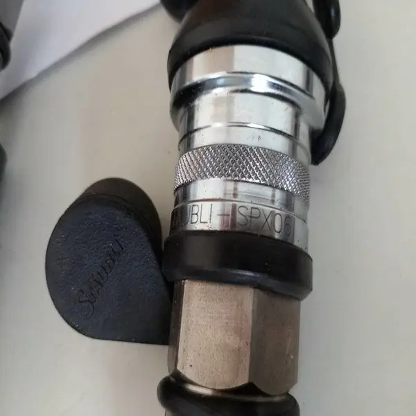 St?ubli连接器MCS06.6145用于电动和混合动力汽车