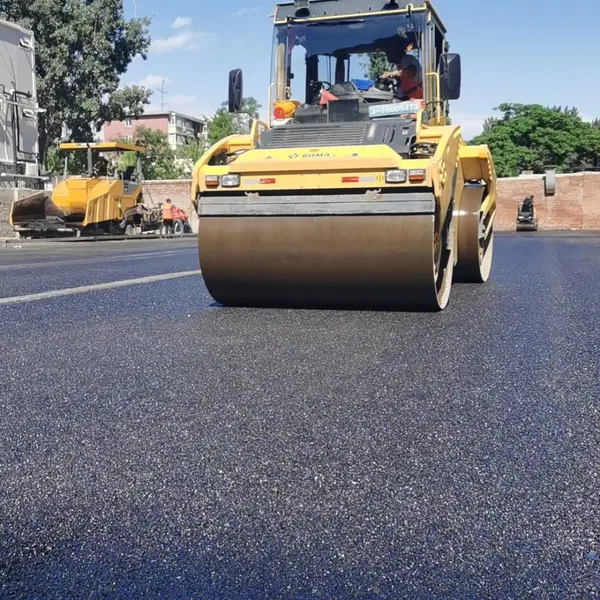海淀区沥青道路摊铺施工/老旧小区翻新施工/在线咨询