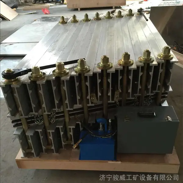 厂家生产1400mm输送带接头硫化机电加热皮带热硫化机