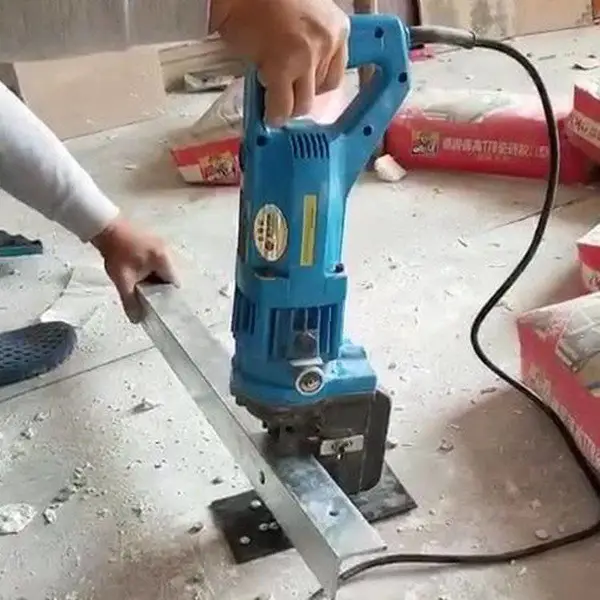 液压小型角铁打眼机 手提式电动冲孔机 PL-20角钢钻孔机