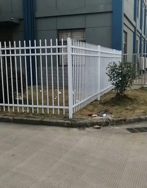 宿州砀山县厂家销售锌钢护栏网 小区围墙网 社区绿化草坪护栏 公路隔离围栏