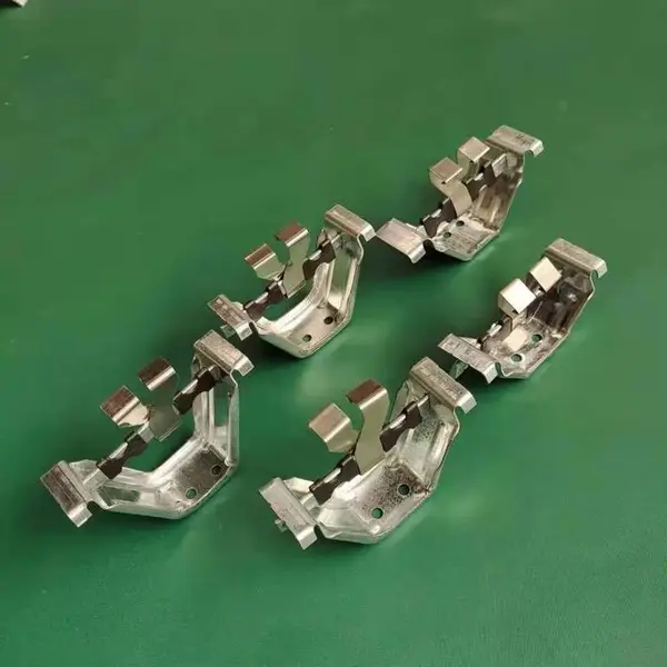 475�ǳ۰��������ʸ���Ԫ��֧�ܿۼ��߶�82mm