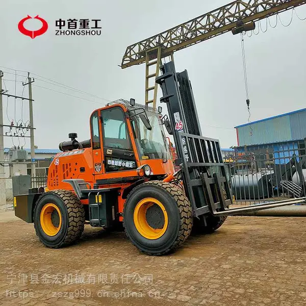 5吨四驱叉车耗油低 3吨4吨越野叉车 玉柴国三发动机J